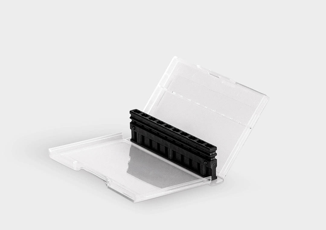 MicroBox MB 10: una confezione di alta qualità per 10 microutensili, frese di precisione e punte.